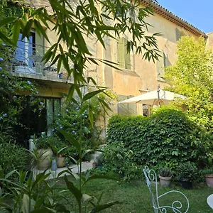 les-tournesols-mallemort.fr-provencehotel.com/